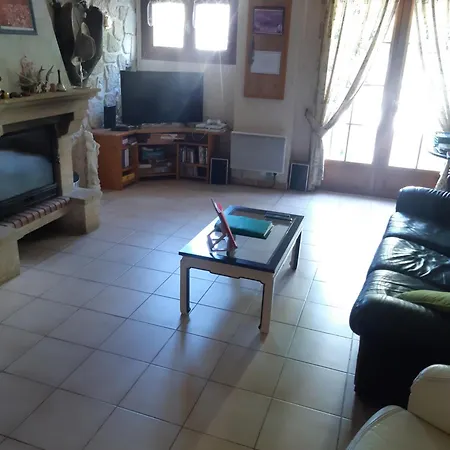 Chalet Dans Village